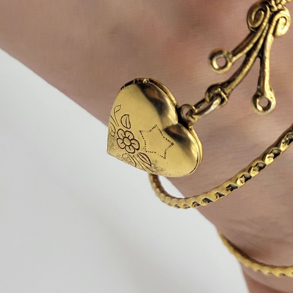 Gold Tone Wrap Bracelet Heart Locket 2.5in dia adjustable
